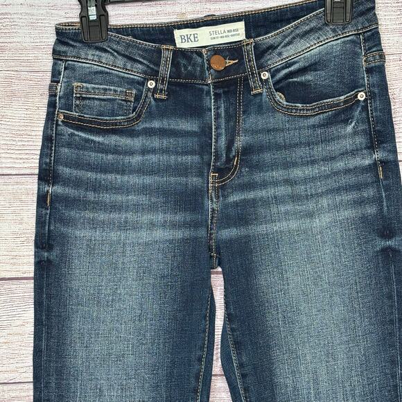 BKE Women's Stella Mid Rise Slim Fit Boot Cut Western Denim Jeans Size 26 x 31.5 - Picture 7 of 11